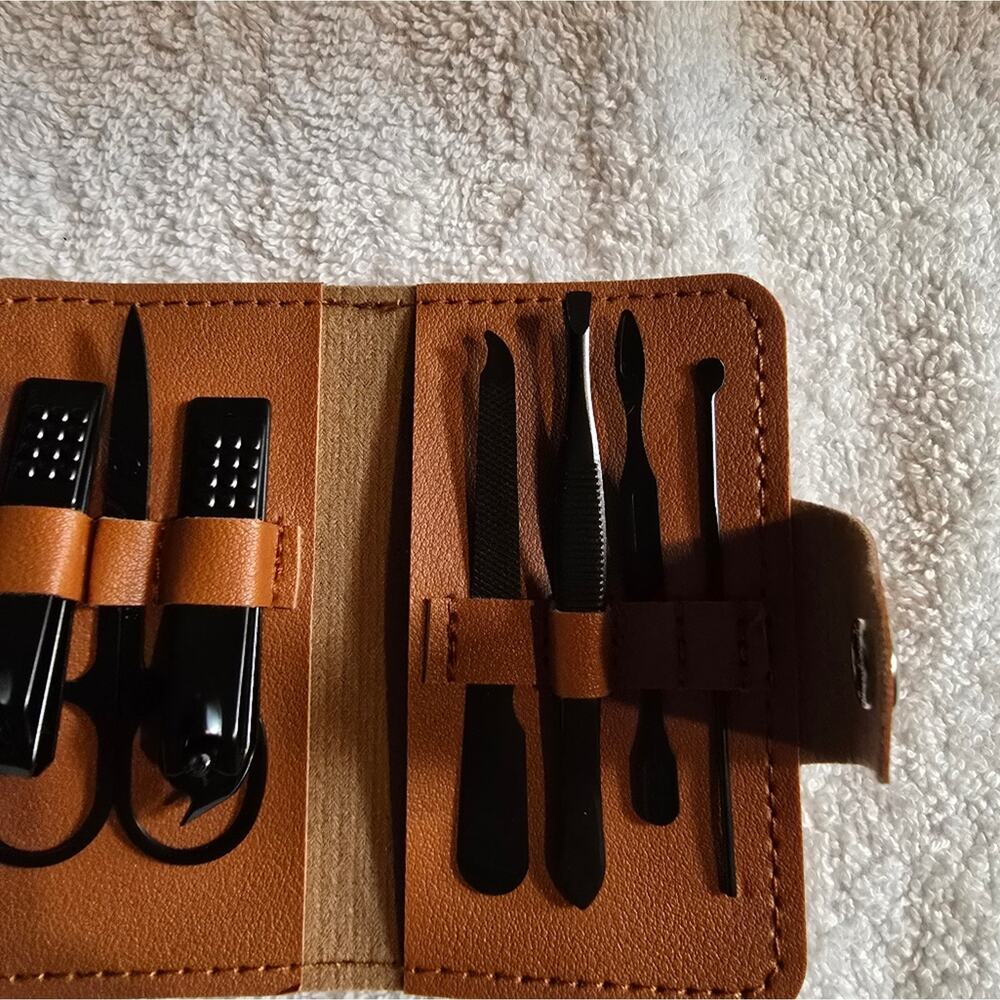 Manicure kit - Picture 5 of 5